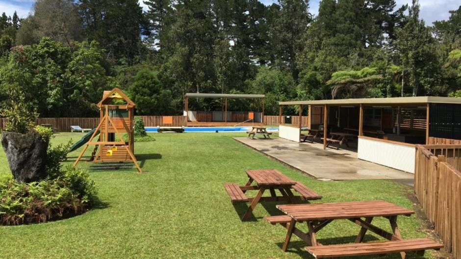 Sapphire Springs Holiday Park And Thermal Pools 卡蒂卡蒂 外观 照片